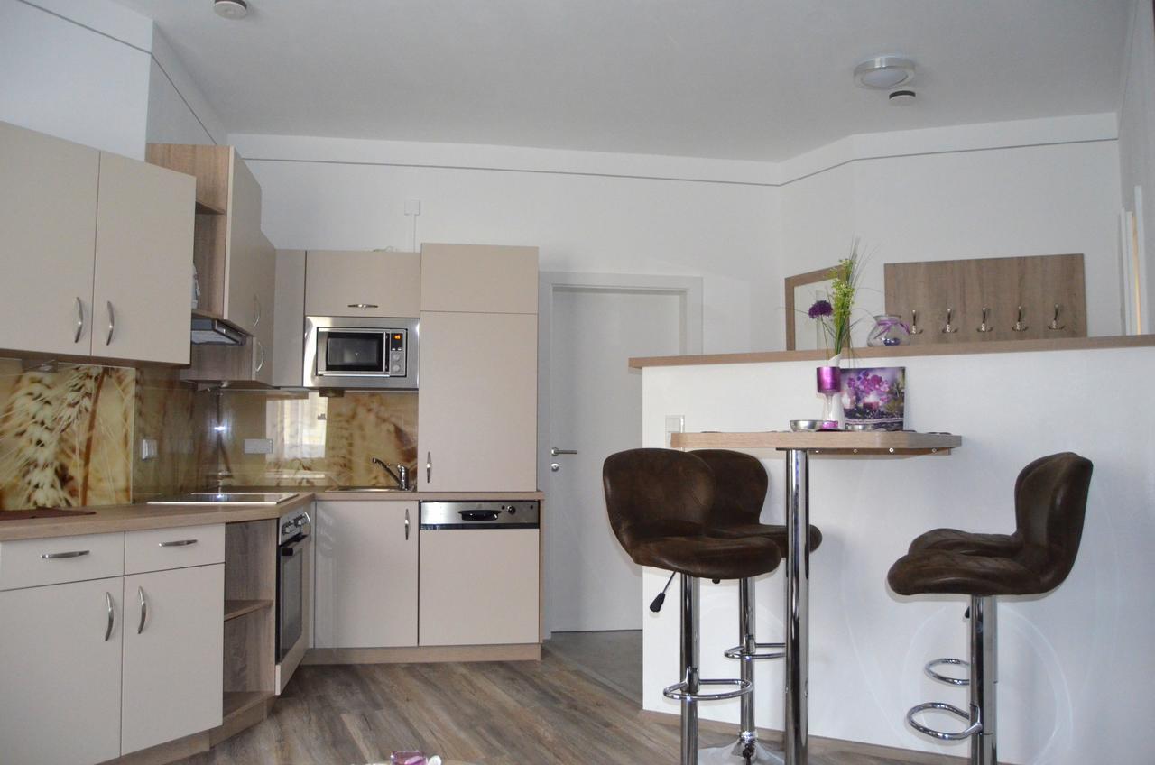 Pension Zum Strell Hollabrunn Exterior foto
