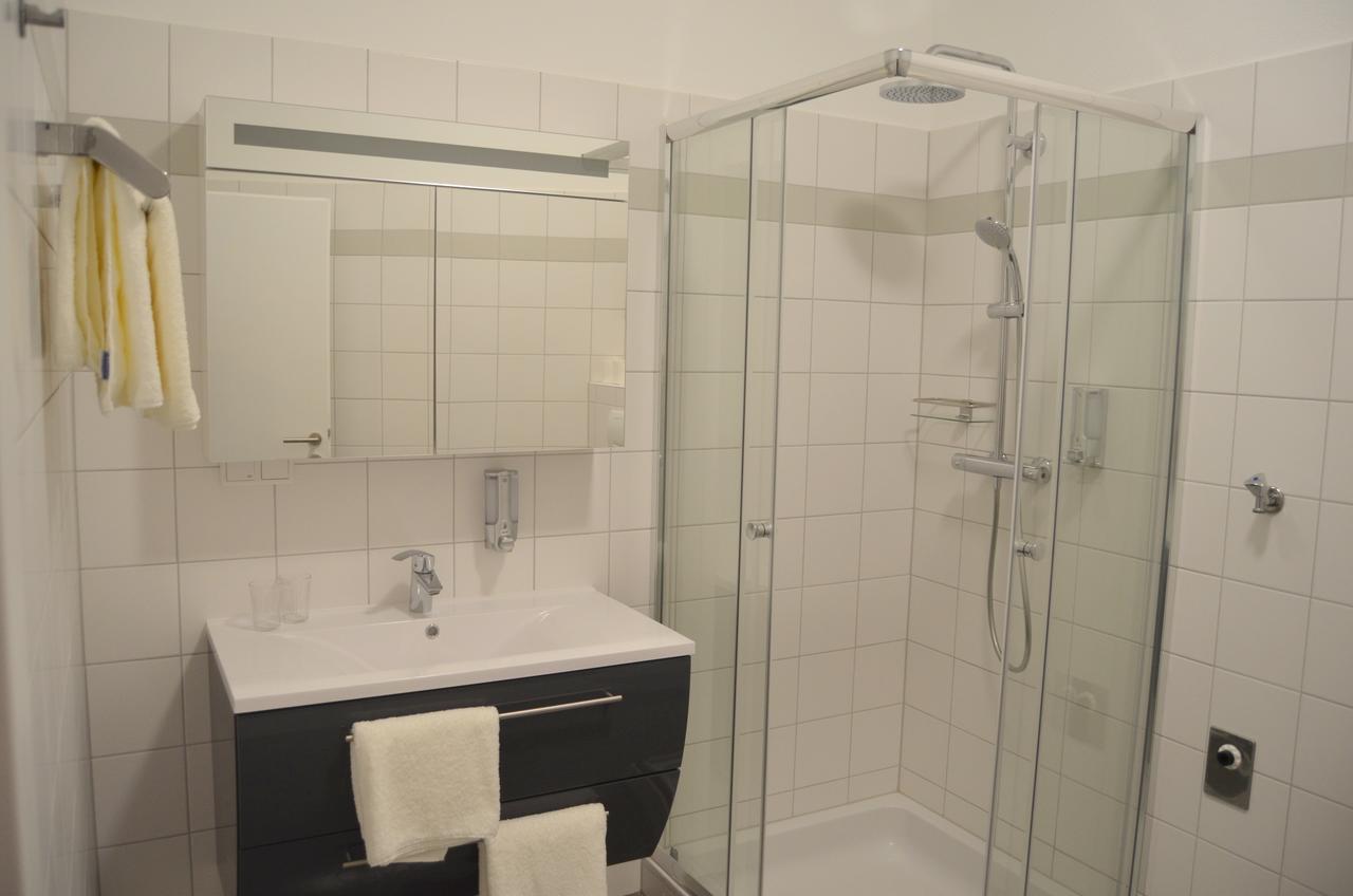 Pension Zum Strell Hollabrunn Exterior foto